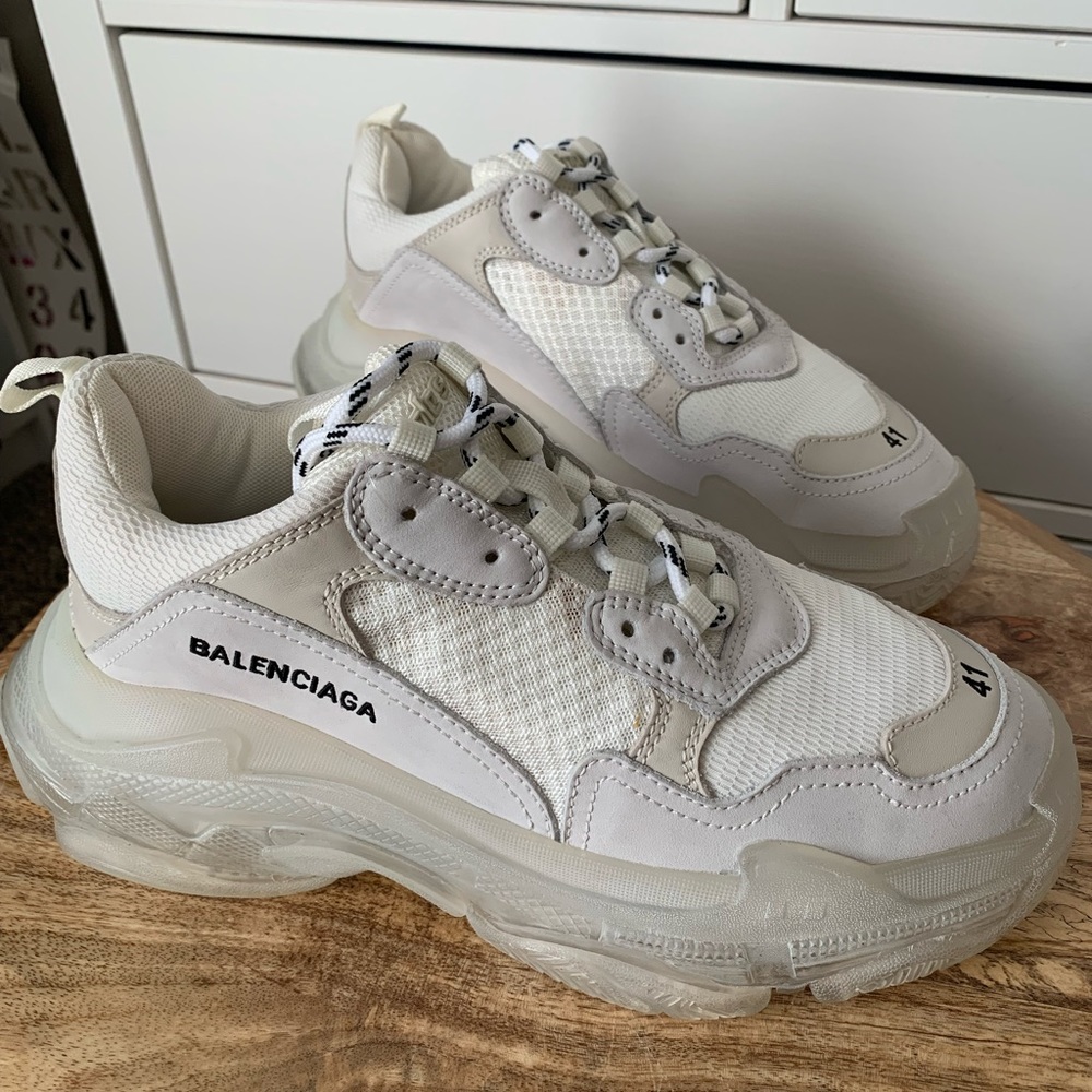 FASHION SNEAKERS